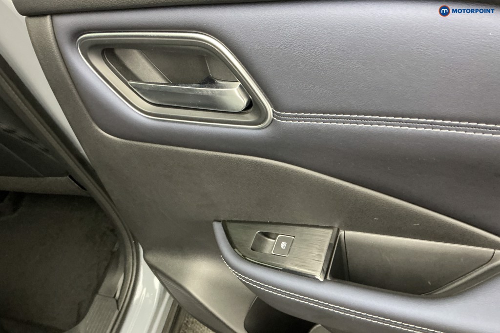 Nissan Qashqai Tekna-Plus Automatic Petrol SUV - Stock Number (1585738) - 25th supplementary image