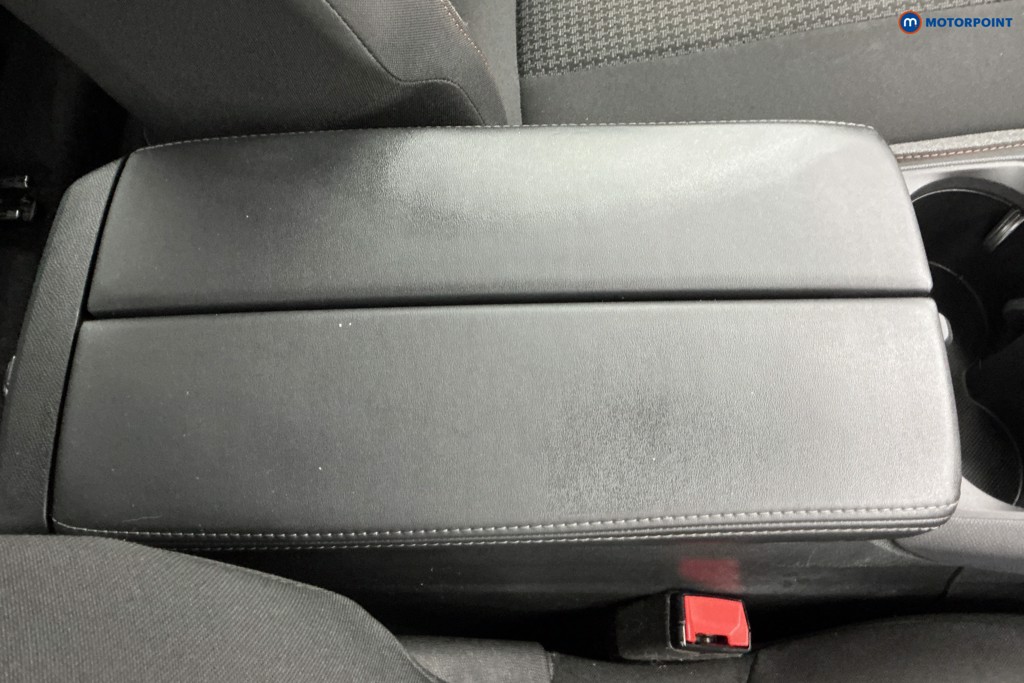 Peugeot 5008 Active Premium Manual Diesel SUV - Stock Number (1587645) - 13th supplementary image