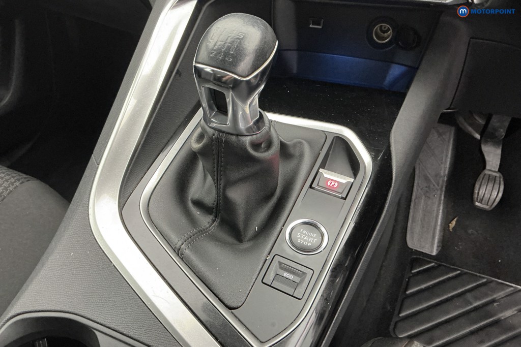 Peugeot 5008 Active Premium Manual Diesel SUV - Stock Number (1587645) - 15th supplementary image