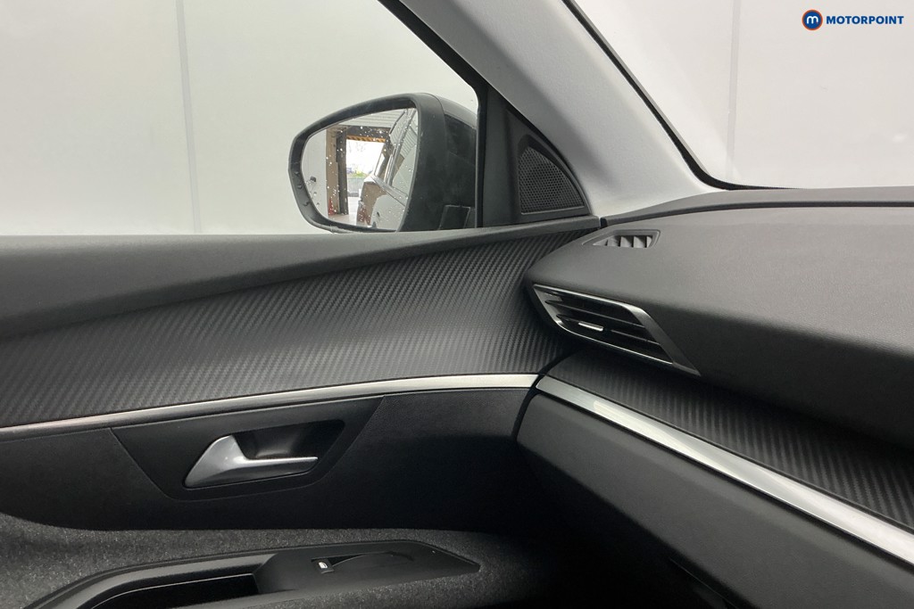 Peugeot 5008 Active Premium Manual Diesel SUV - Stock Number (1587645) - 18th supplementary image