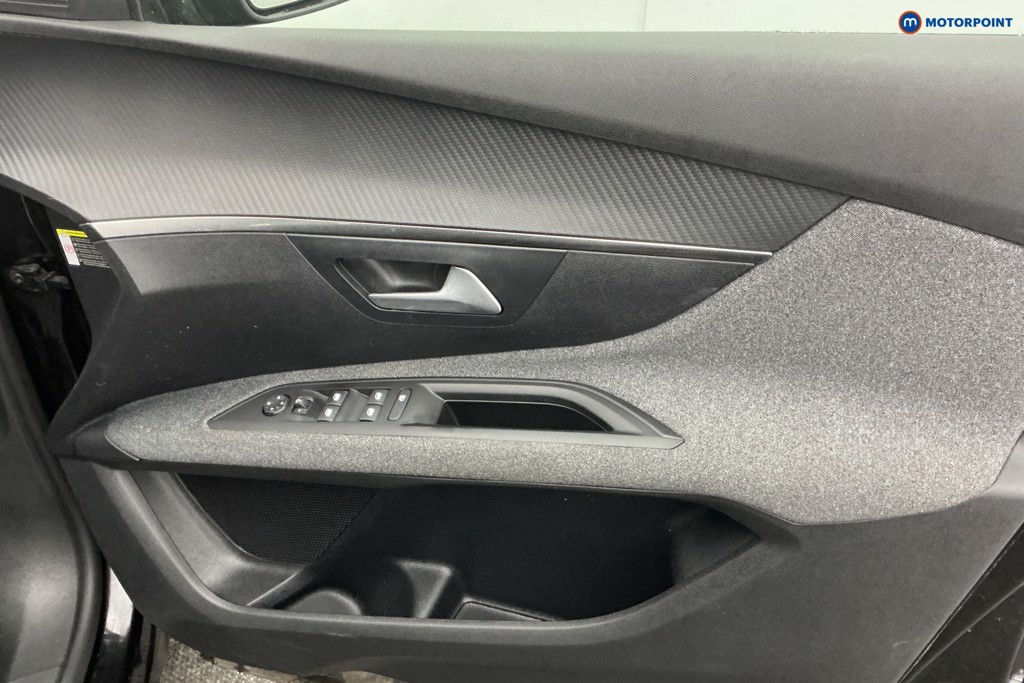 Peugeot 5008 Active Premium Manual Diesel SUV - Stock Number (1587645) - 22nd supplementary image