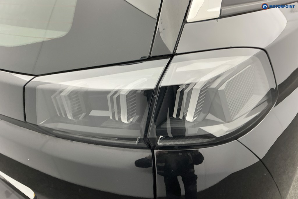 Peugeot 5008 Active Premium Manual Diesel SUV - Stock Number (1587645) - 35th supplementary image