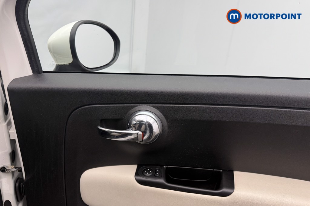 Fiat 500 Dolcevita Manual Petrol Hatchback - Stock Number (1588037) - 9th supplementary image