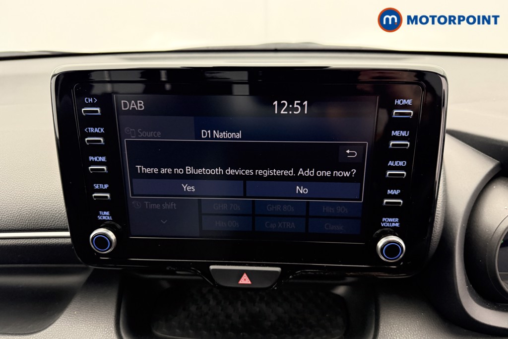 Toyota Yaris Design Automatic Petrol-Electric Hybrid Hatchback - Stock Number (1588069) - 6th supplementary image