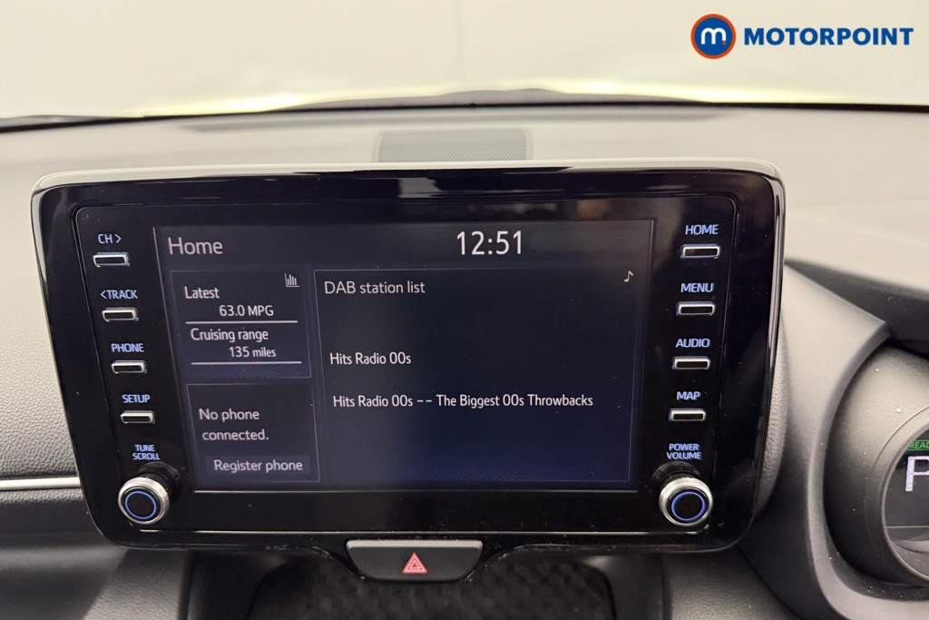 Toyota Yaris Design Automatic Petrol-Electric Hybrid Hatchback - Stock Number (1588069) - 9th supplementary image