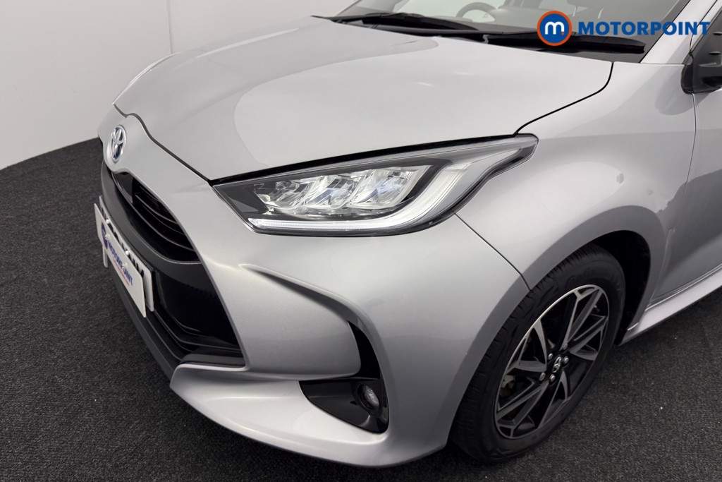 Toyota Yaris Design Automatic Petrol-Electric Hybrid Hatchback - Stock Number (1588069) - 27th supplementary image