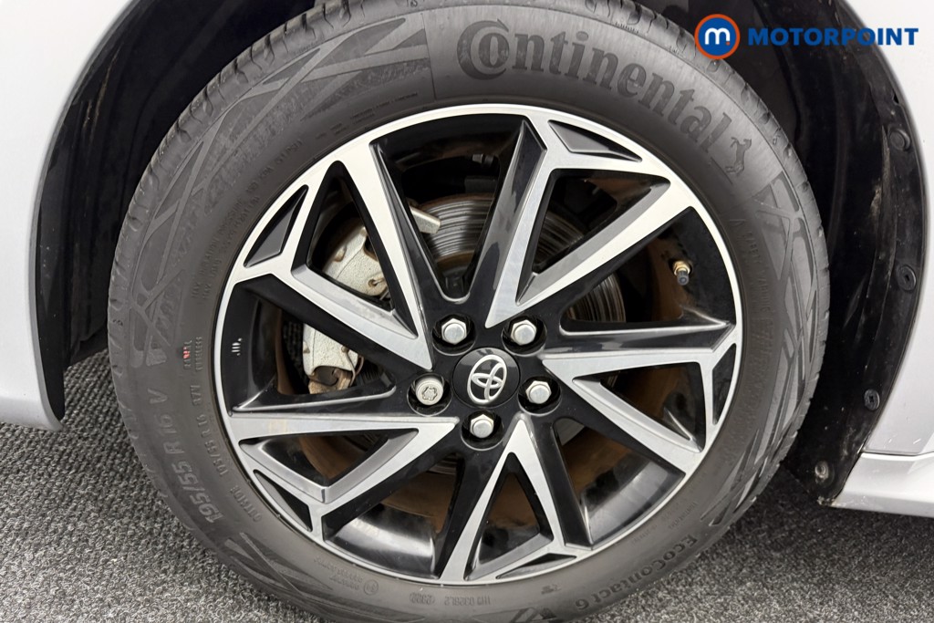 Toyota Yaris Design Automatic Petrol-Electric Hybrid Hatchback - Stock Number (1588069) - 28th supplementary image