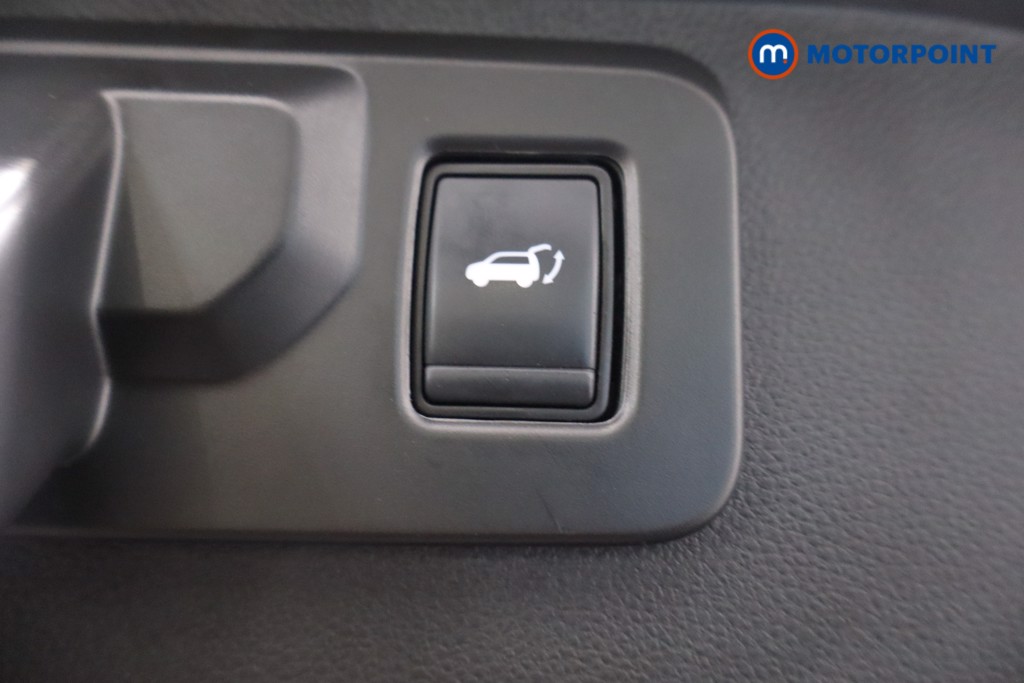 Renault Scenic E-Tech Iconic Automatic Electric People Carrier - Stock Number (1588625) - 38th supplementary image