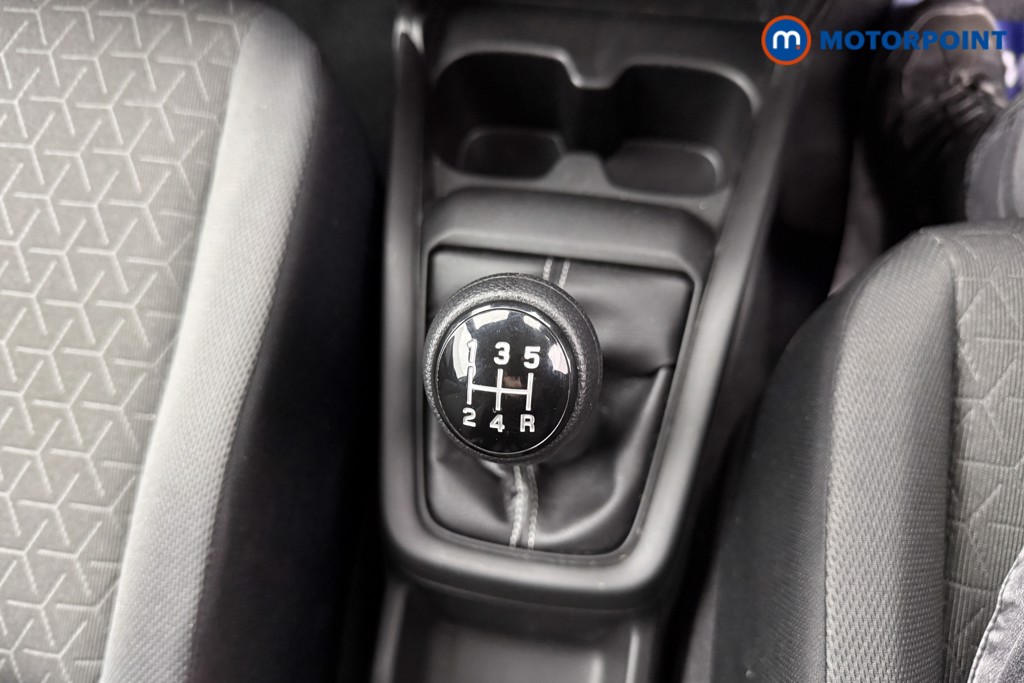 Suzuki Swift Motion Manual Petrol Hatchback - Stock Number (1588632) - 11th supplementary image