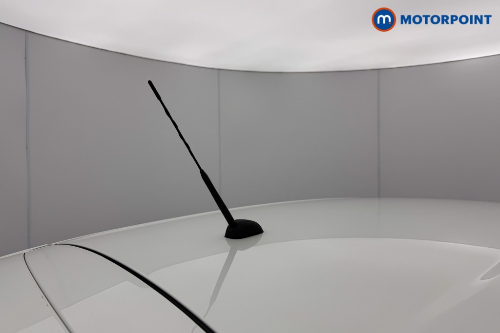 Suzuki Swift Motion Manual Petrol Hatchback - Stock Number (1588632) - 19th supplementary image