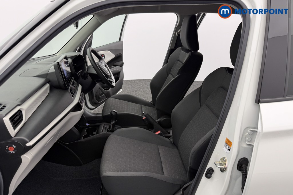 Suzuki Swift Motion Manual Petrol Hatchback - Stock Number (1588632) - 22nd supplementary image