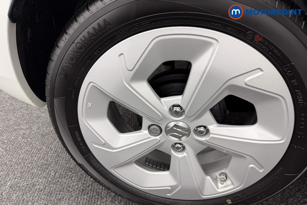 Suzuki Swift Motion Manual Petrol Hatchback - Stock Number (1588632) - 29th supplementary image