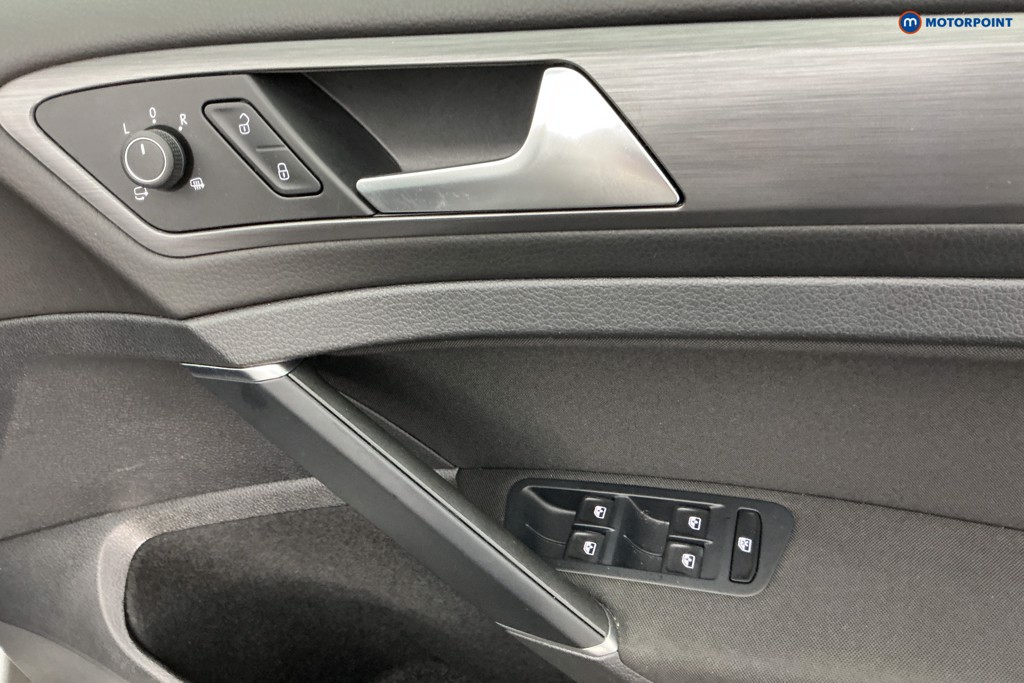 Volkswagen Golf Match Automatic Petrol Hatchback - Stock Number (1588919) - 22nd supplementary image