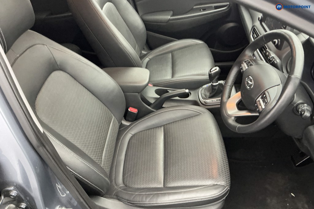 Hyundai Kona Premium Se Manual Petrol SUV - Stock Number (1588936) - 5th supplementary image