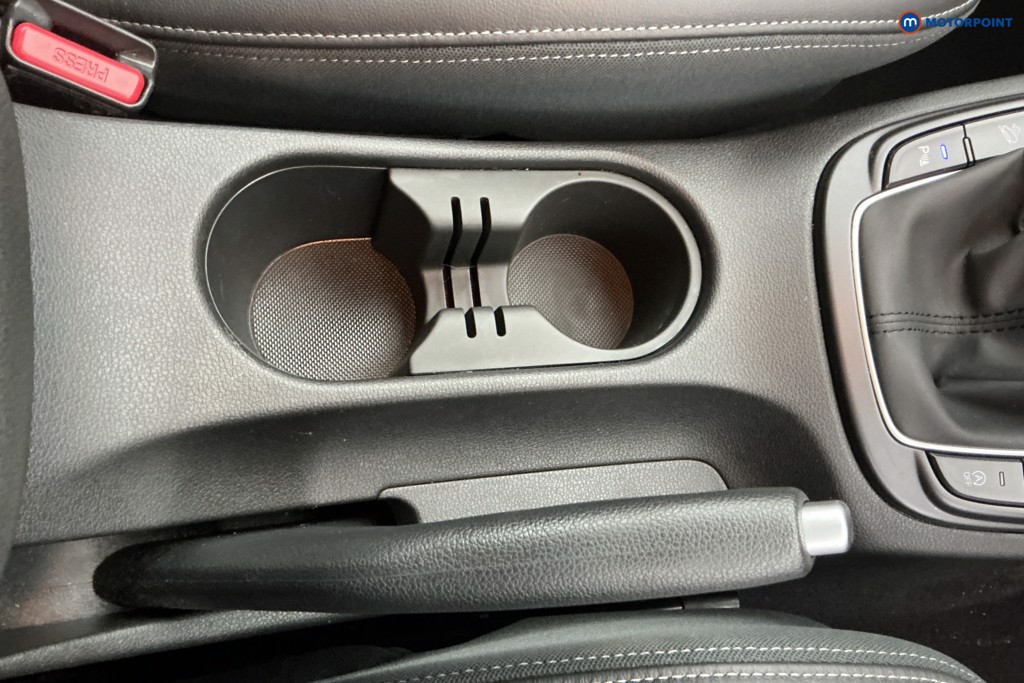 Hyundai Kona Premium Se Manual Petrol SUV - Stock Number (1588936) - 13th supplementary image