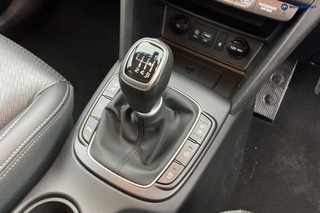 Hyundai Kona Premium Se Manual Petrol SUV - Stock Number (1588936) - 14th supplementary image