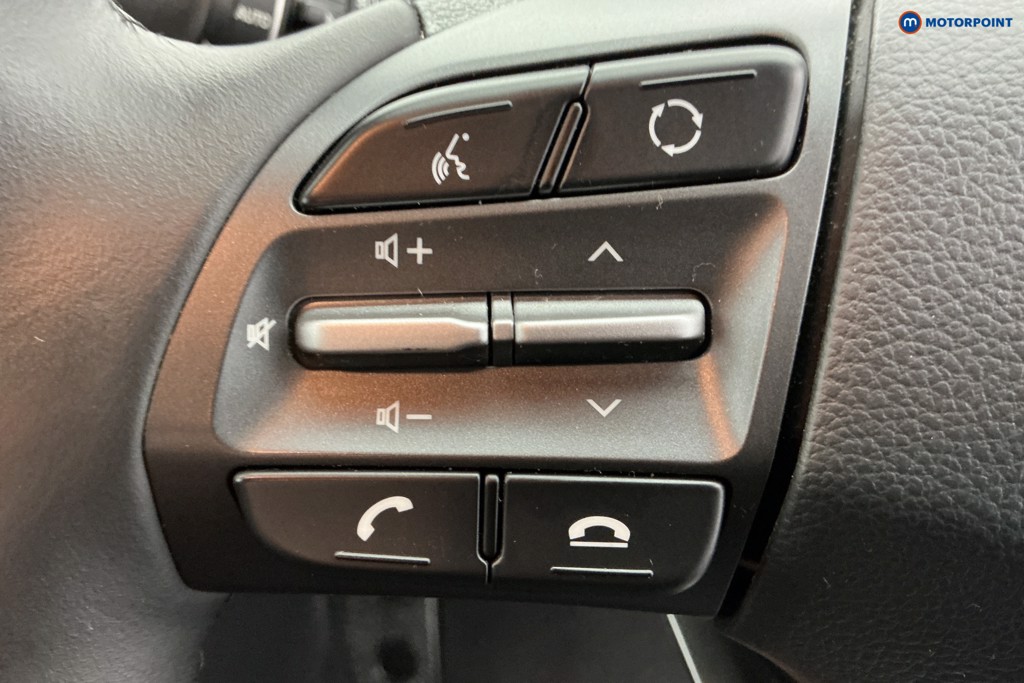 Hyundai Kona Premium Se Manual Petrol SUV - Stock Number (1588936) - 18th supplementary image