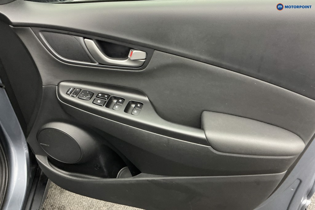 Hyundai Kona Premium Se Manual Petrol SUV - Stock Number (1588936) - 22nd supplementary image