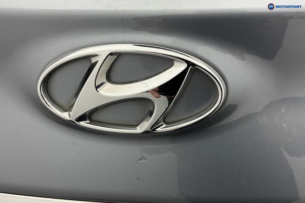 Hyundai Kona Premium Se Manual Petrol SUV - Stock Number (1588936) - 33rd supplementary image
