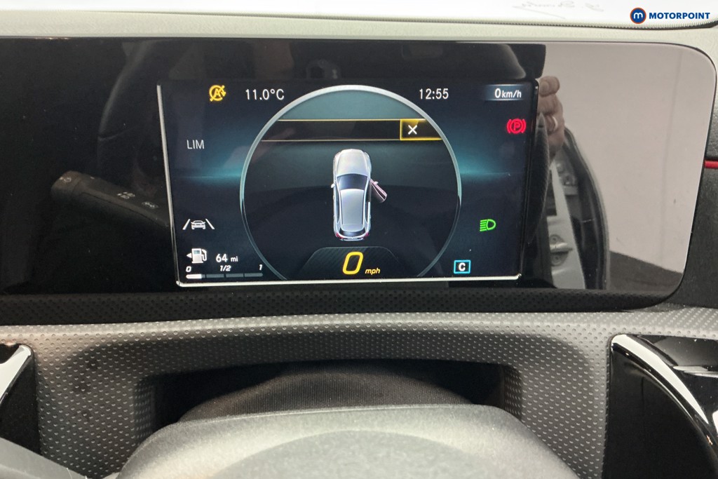 Mercedes-Benz A Class Amg Line Manual Petrol Hatchback - Stock Number (1589189) - 9th supplementary image