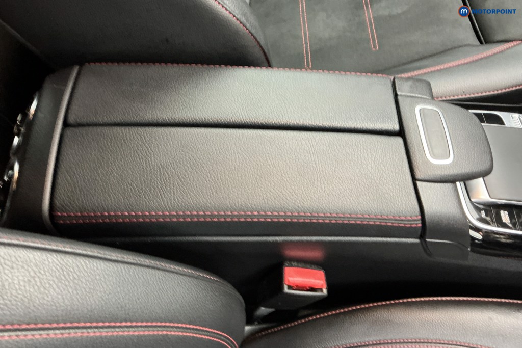 Mercedes-Benz A Class Amg Line Manual Petrol Hatchback - Stock Number (1589189) - 13th supplementary image