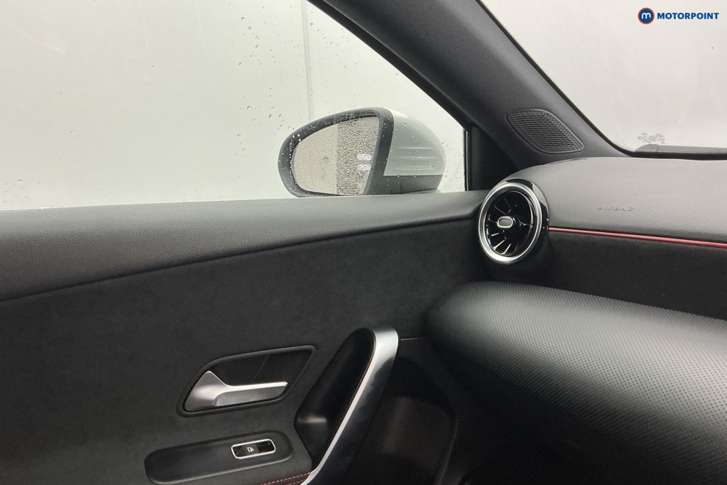 Mercedes-Benz A Class Amg Line Manual Petrol Hatchback - Stock Number (1589189) - 18th supplementary image