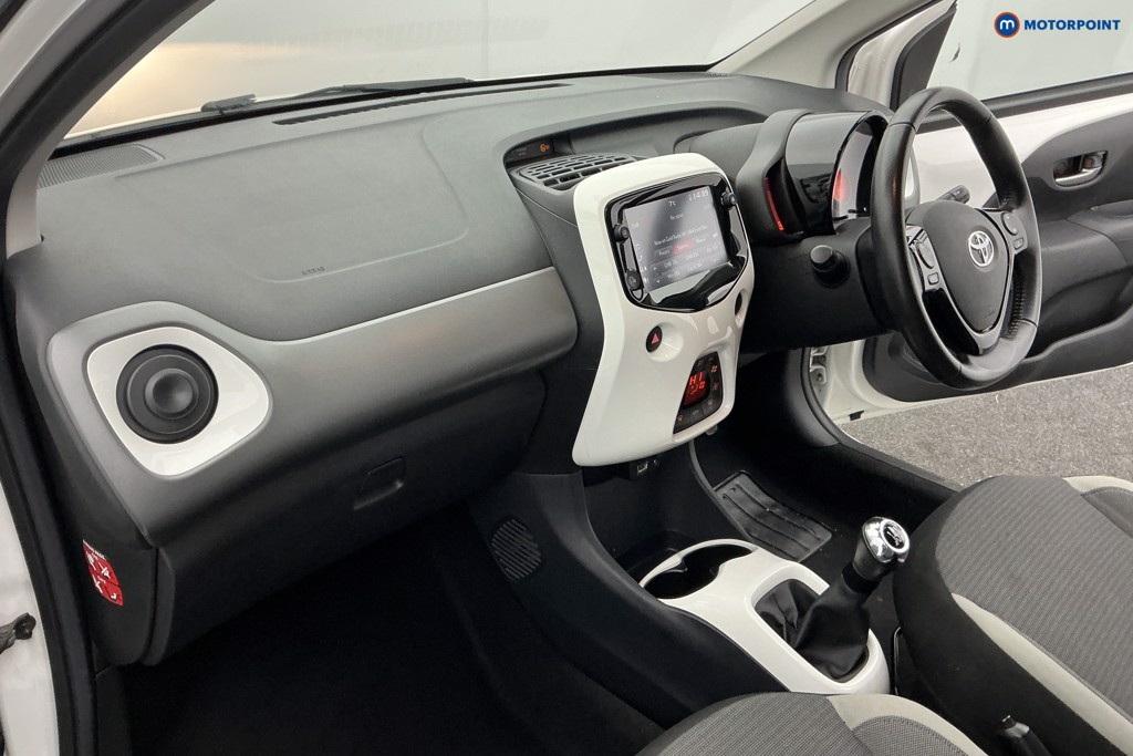 Toyota Aygo X-Trend Manual Petrol Hatchback - Stock Number (1589247) - 8th supplementary image