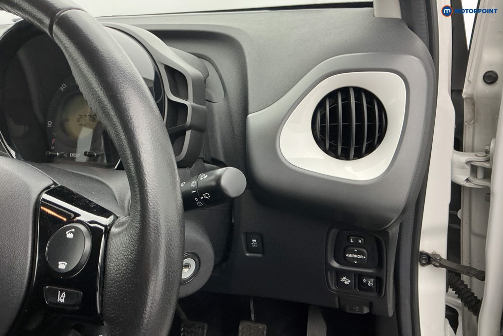 Toyota Aygo X-Trend Manual Petrol Hatchback - Stock Number (1589247) - 18th supplementary image