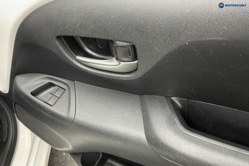 Toyota Aygo X-Trend Manual Petrol Hatchback - Stock Number (1589247) - 20th supplementary image