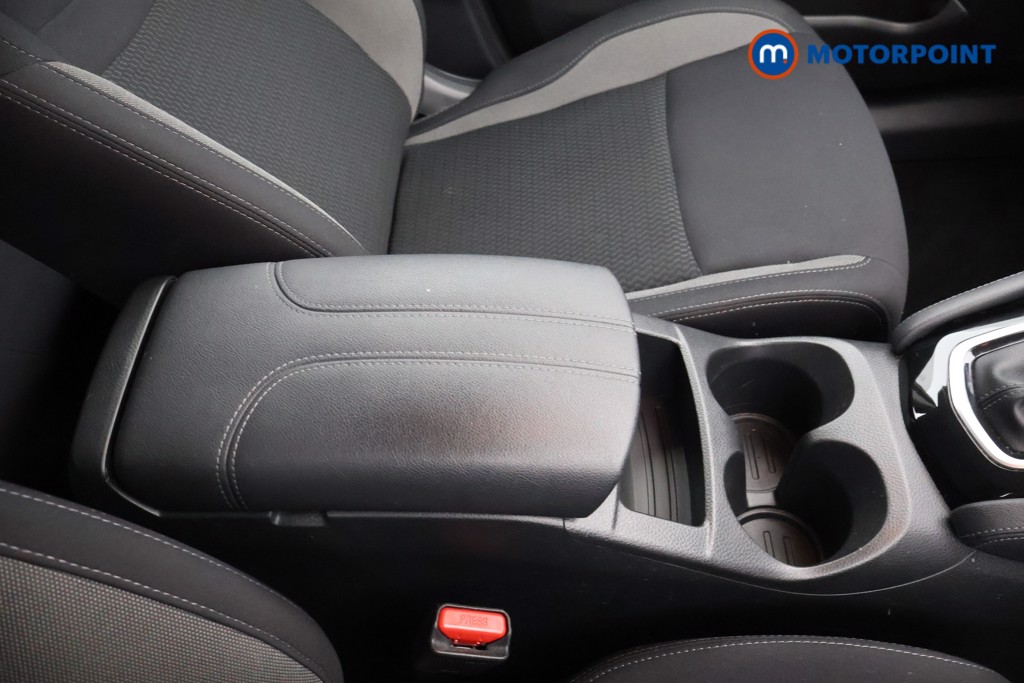 Nissan Qashqai Acenta Premium Automatic Petrol SUV - Stock Number (1589463) - 8th supplementary image