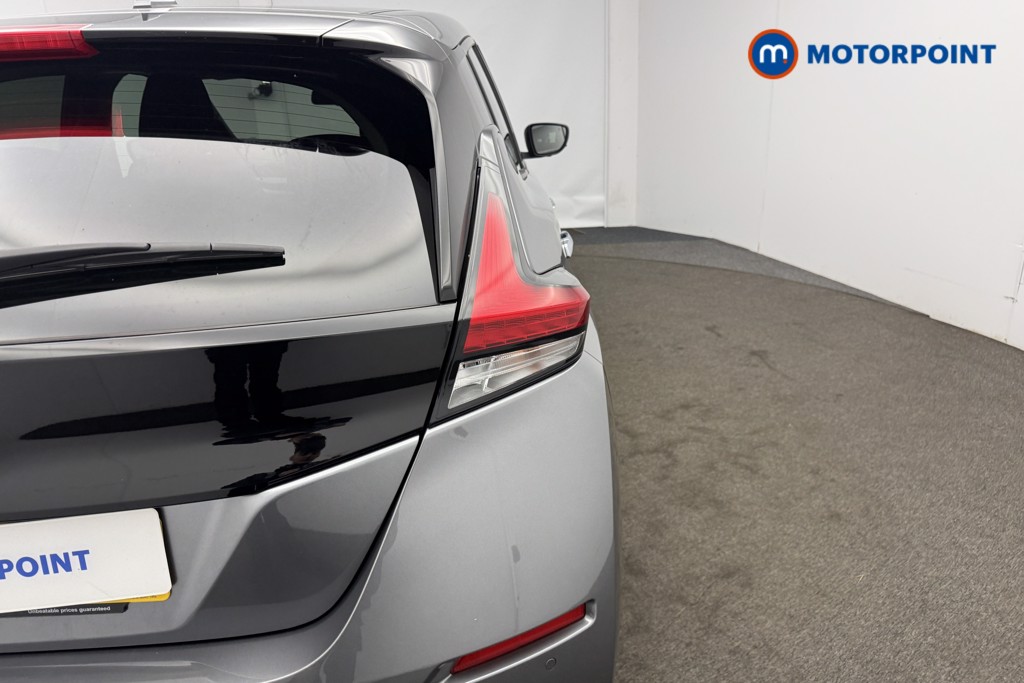 Nissan Leaf N-Connecta Automatic Electric Hatchback - Stock Number (1589537) - 8th supplementary image