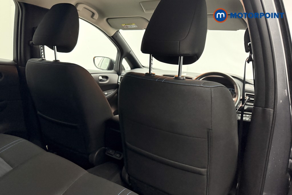 Nissan Leaf N-Connecta Automatic Electric Hatchback - Stock Number (1589537) - 9th supplementary image