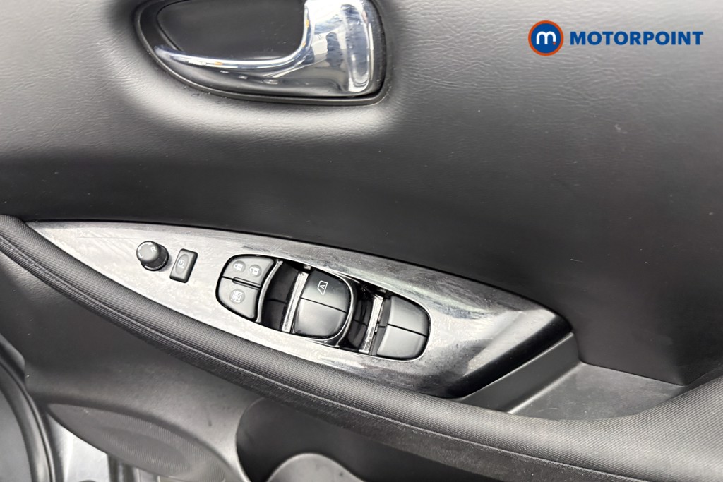 Nissan Leaf N-Connecta Automatic Electric Hatchback - Stock Number (1589537) - 15th supplementary image