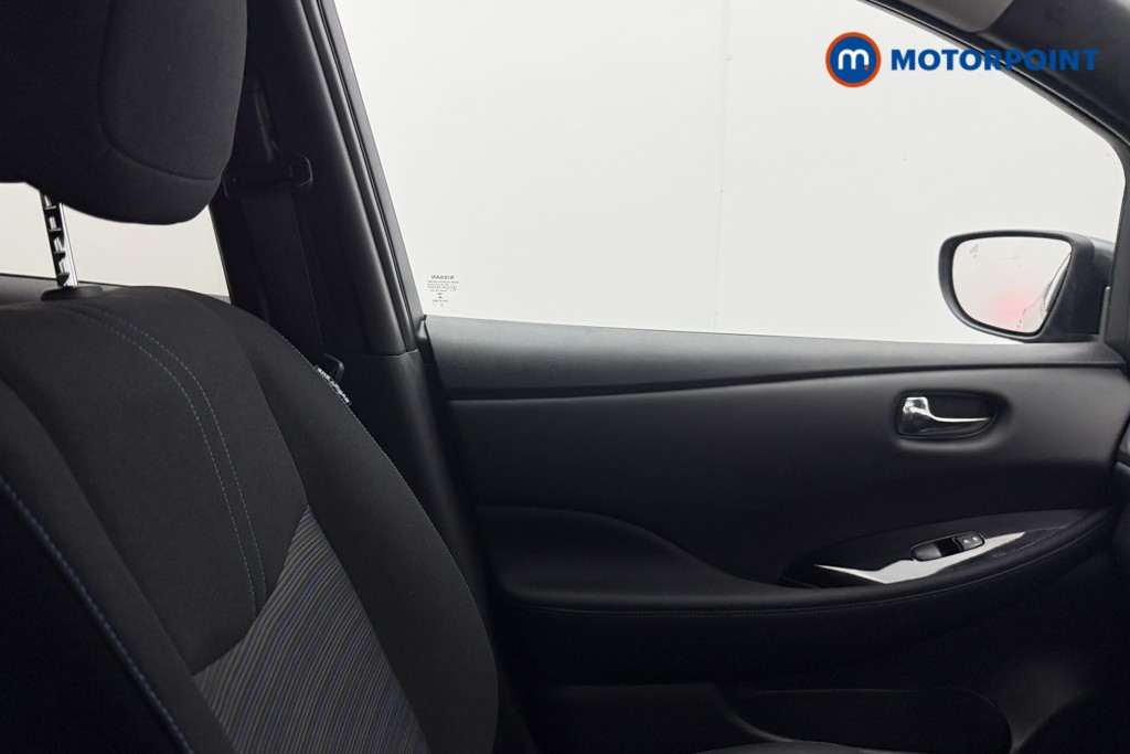 Nissan Leaf N-Connecta Automatic Electric Hatchback - Stock Number (1589537) - 20th supplementary image