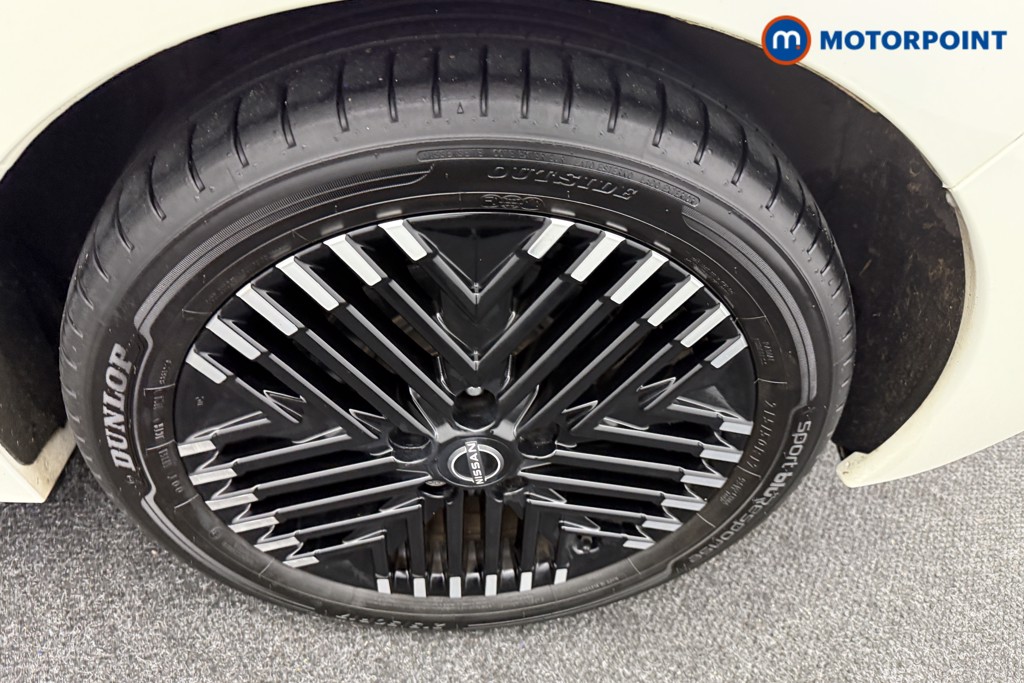 Nissan Leaf Tekna Automatic Electric Hatchback - Stock Number (1590188) - 31st supplementary image