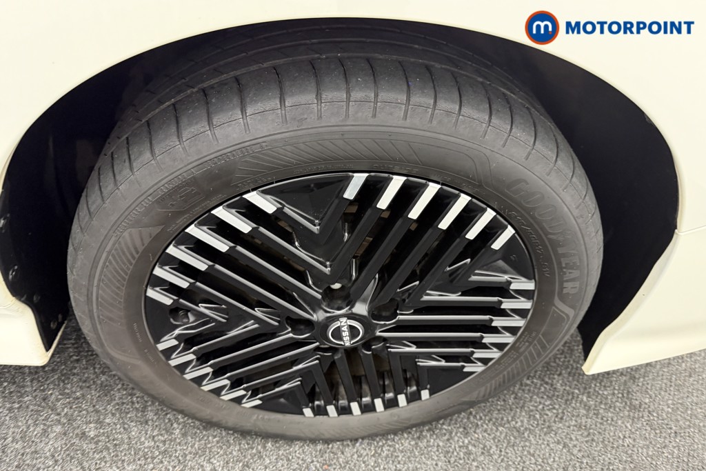 Nissan Leaf Tekna Automatic Electric Hatchback - Stock Number (1590188) - 33rd supplementary image