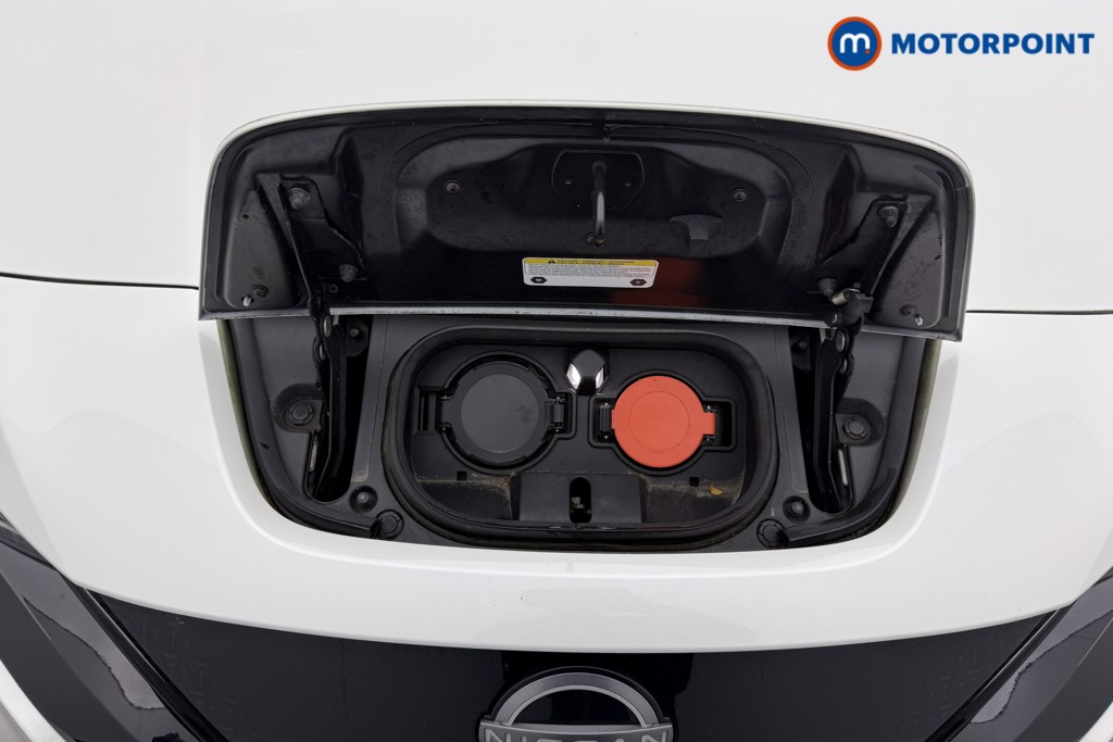 Nissan Leaf Tekna Automatic Electric Hatchback - Stock Number (1590188) - 34th supplementary image