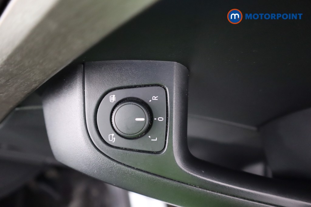 Seat Ateca Xperience Manual Petrol SUV - Stock Number (1590203) - 19th supplementary image