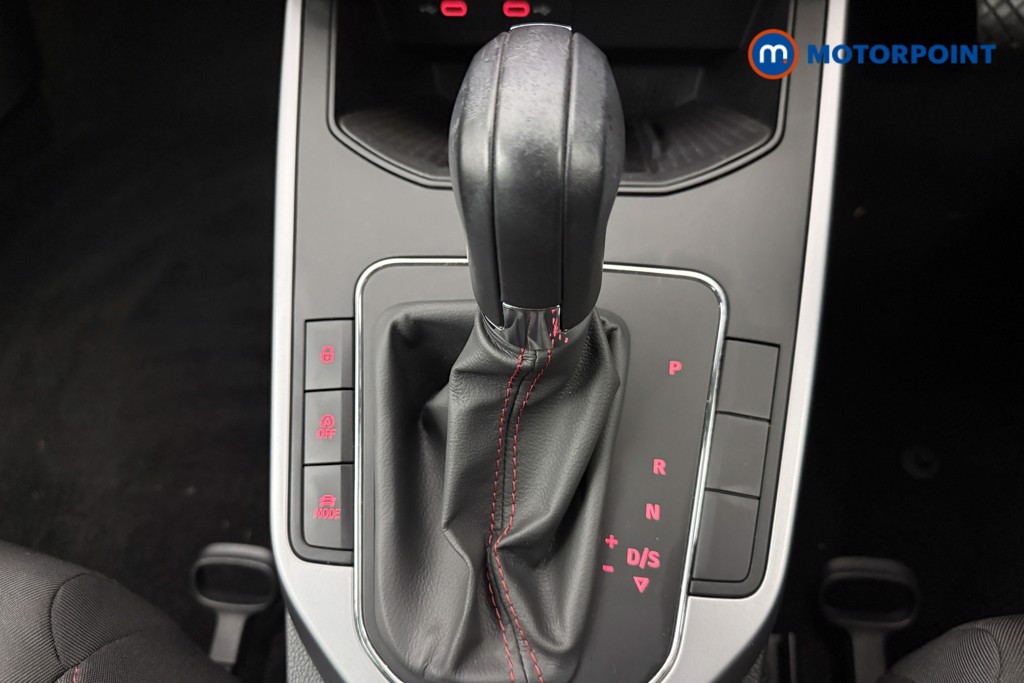 Seat Arona Fr Red Edition Automatic Petrol SUV - Stock Number (1590429) - 7th supplementary image