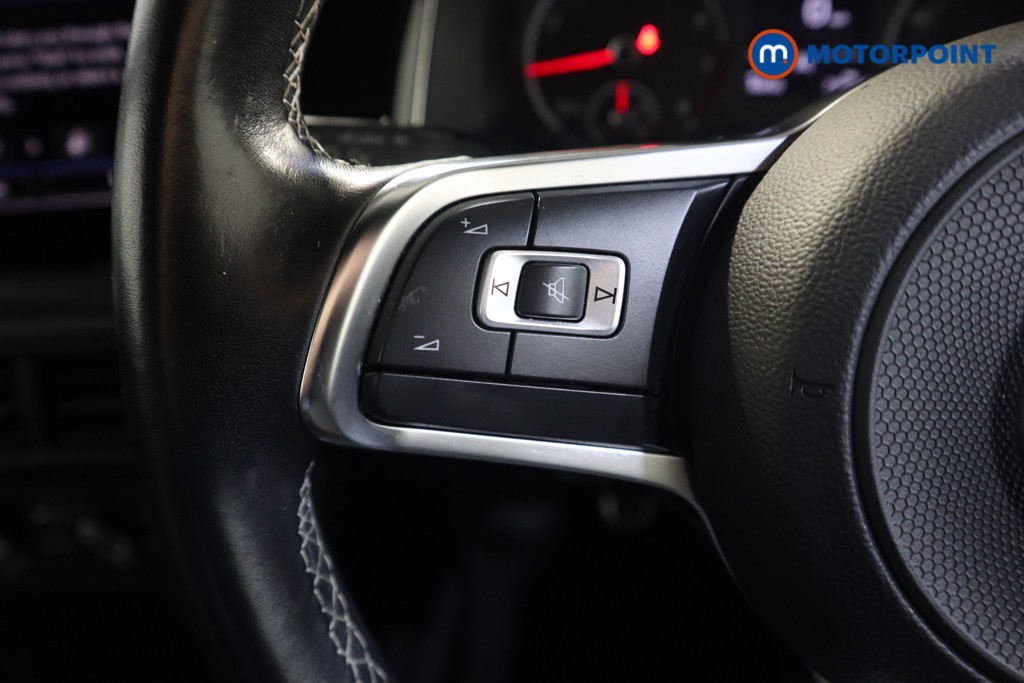 Volkswagen Polo R-Line Manual Petrol Hatchback - Stock Number (1590771) - 3rd supplementary image