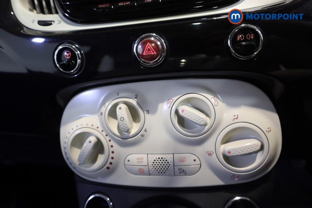 Fiat 500 Lounge Manual Petrol Hatchback - Stock Number (1591335) - 5th supplementary image