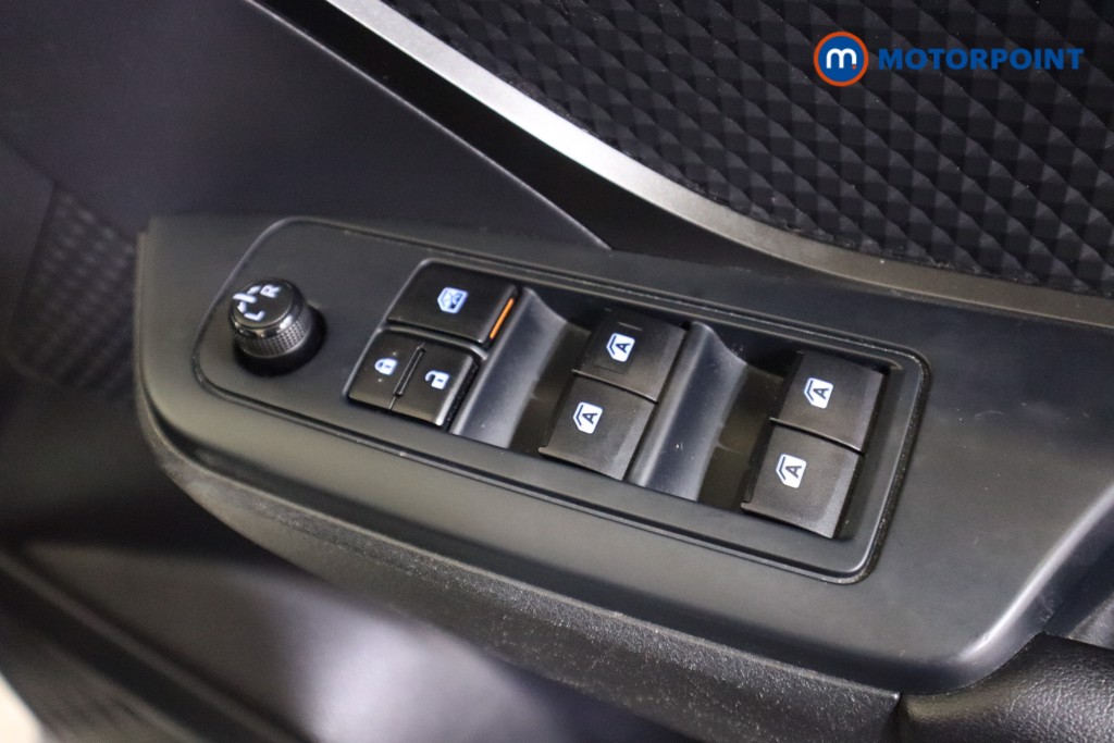 Toyota C-Hr Icon Manual Petrol SUV - Stock Number (1591408) - 11th supplementary image