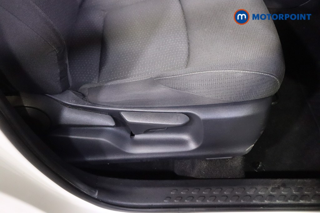 Toyota C-Hr Icon Manual Petrol SUV - Stock Number (1591408) - 16th supplementary image