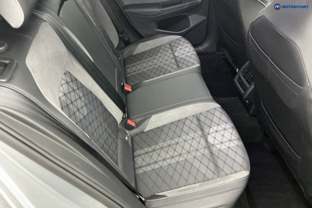 Volkswagen Golf R-Line Automatic Petrol Hatchback - Stock Number (1591625) - 4th supplementary image