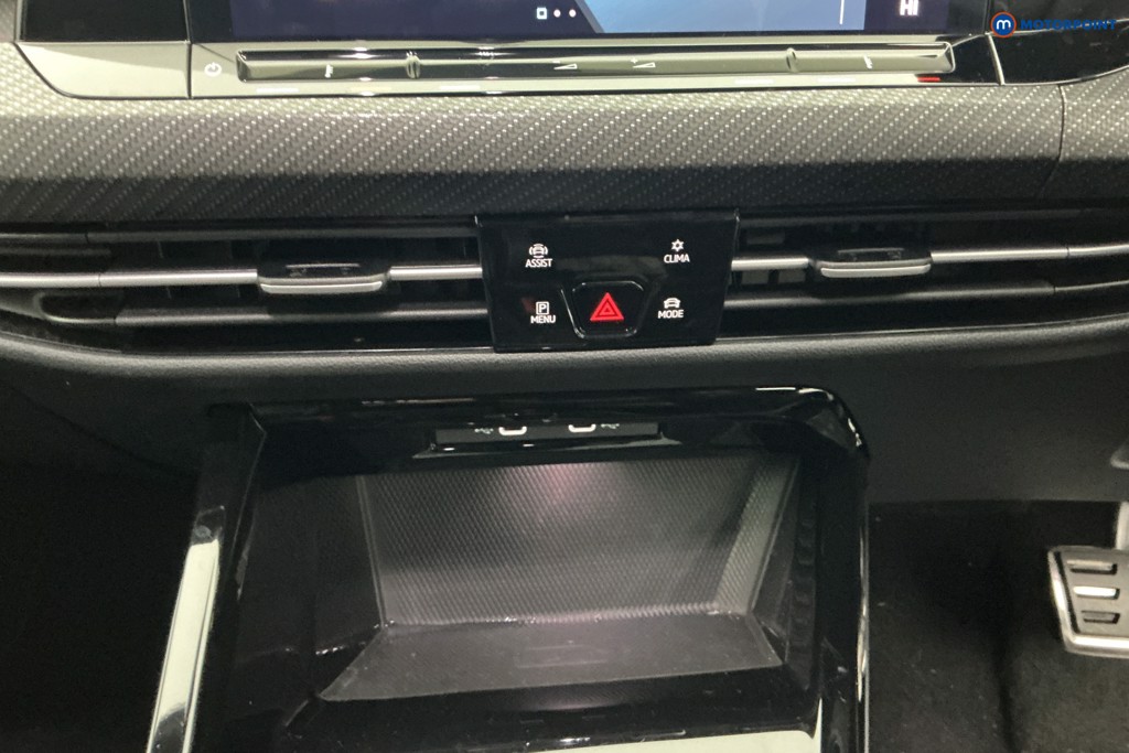 Volkswagen Golf R-Line Automatic Petrol Hatchback - Stock Number (1591625) - 17th supplementary image