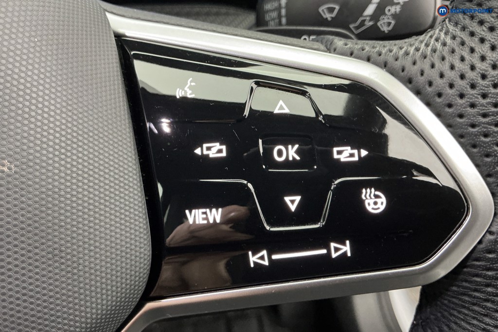 Volkswagen Golf R-Line Automatic Petrol Hatchback - Stock Number (1591625) - 20th supplementary image