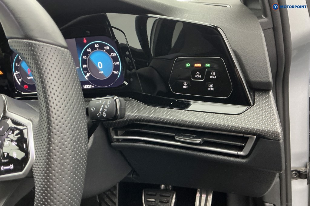 Volkswagen Golf R-Line Automatic Petrol Hatchback - Stock Number (1591625) - 21st supplementary image