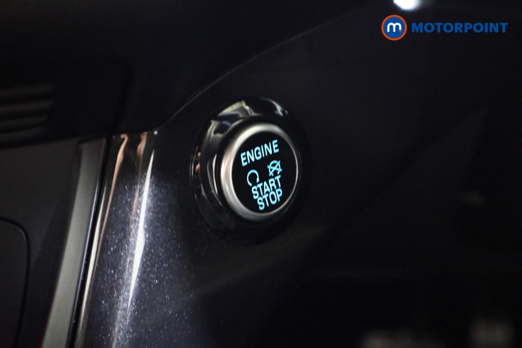 Ford Kuga St-Line Edition Automatic Diesel SUV - Stock Number (1591857) - 8th supplementary image