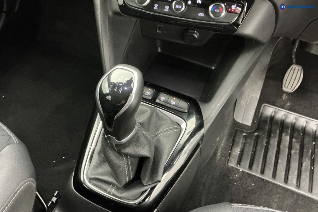 Vauxhall Corsa Elite Edition Manual Petrol Hatchback - Stock Number (1592211) - 14th supplementary image