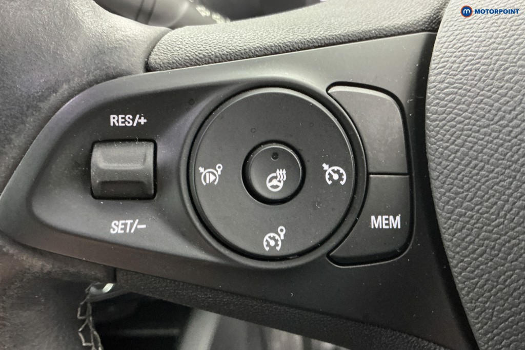 Vauxhall Corsa Elite Edition Manual Petrol Hatchback - Stock Number (1592211) - 17th supplementary image